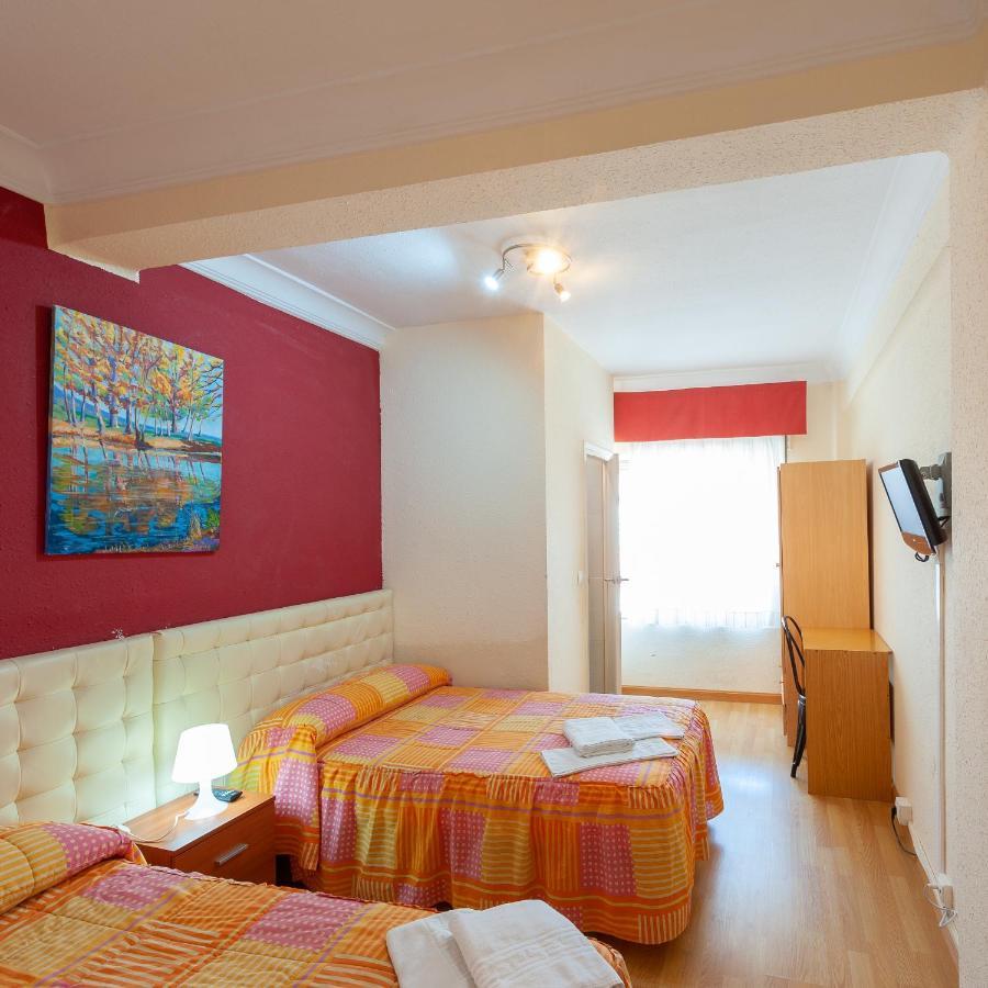 Hostal Manjon Burgo Екстериор снимка