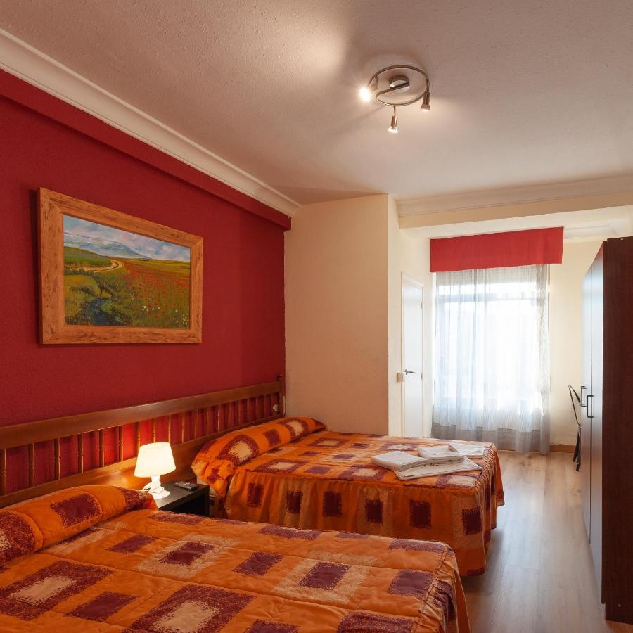 Hostal Manjon Burgo Екстериор снимка