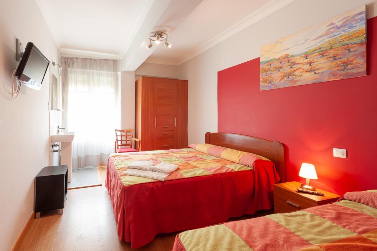 Hostal Manjon Burgo Екстериор снимка